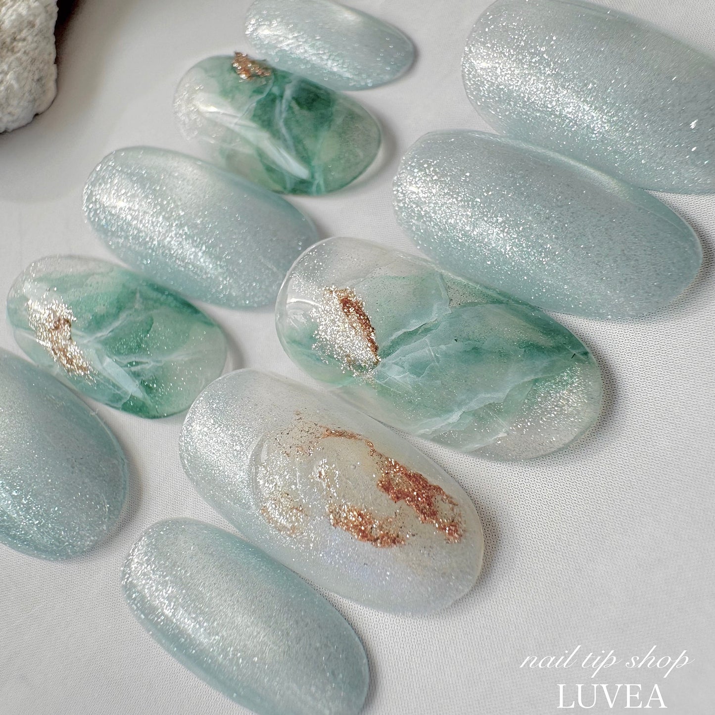 Emera エメラ 天然石 ニュアンス アート ネイルチップ